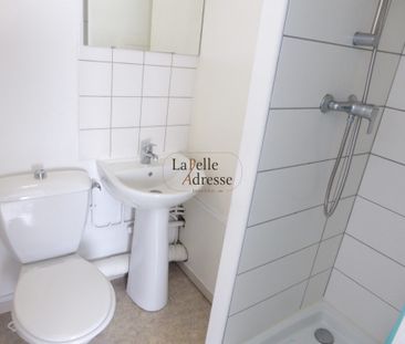 Location Appartement 1 pièce 10m² VILLENEUVE D ASCQ 59491 - Photo 4