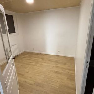 Location Appartement 2 pièces 47m² USSEL 19200 - Photo 2