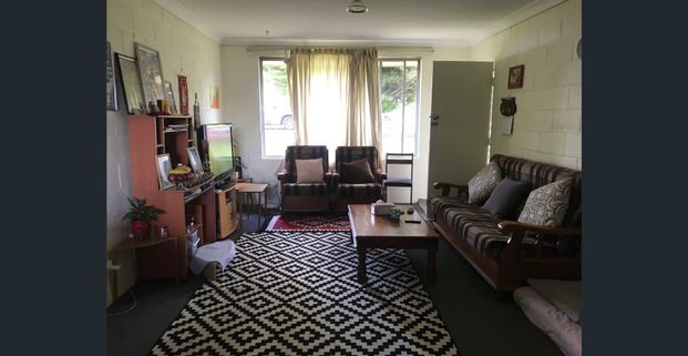 FOR RENT – Recently Updated 2-Bedroom Unit in a Quiet Location - Photo 1