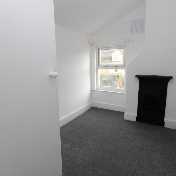 4 bedroom terraced house to rent - Photo 1