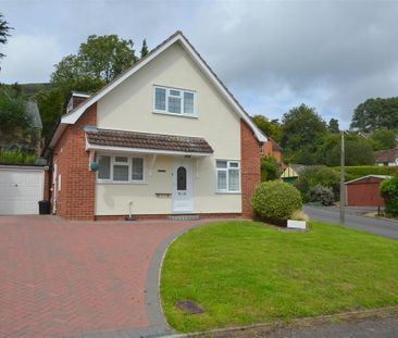 3 bedroom detached house to rent - Photo 4