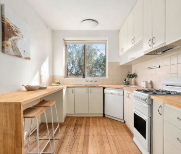 Treetop Views and Parkside Living in the Heart of Windsor - Photo 1