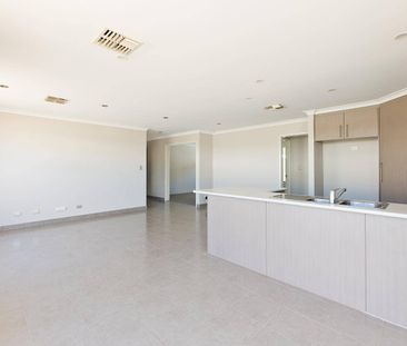 Street-Front 4x2 Comfort Opposite Parkland Living - Photo 6