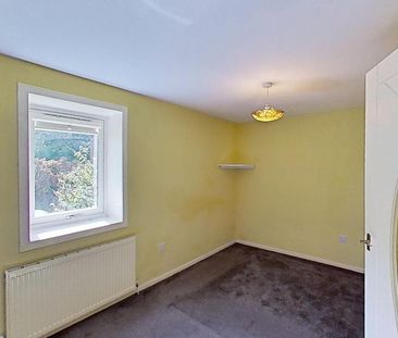 1 bedroom semi-detached house to rent - Photo 5