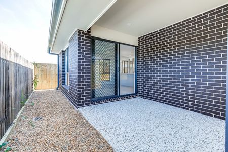 6 Heron Lane, Bahrs Scrub QLD 4207 - House For Rent | Domain - Photo 4