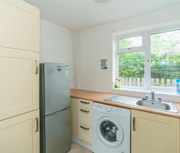2 bed flat to rent in Warbeck Close, Newcastle Upon Tyne, NE3 - Photo 4