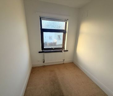 35 Silverstream Gardens, Belfast BT14 8GS - Photo 3