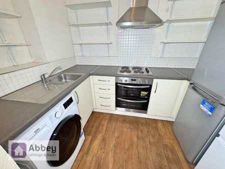 1 bedroom house of multiple occupation to rent - Photo 2