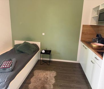 Vollmöblierte Wohnung mit Terrasse – Untermiete bis Ende Februar - Foto 1