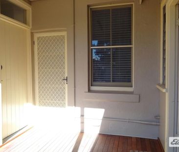 1 BEDROOM IN CBD LOCATION! - Photo 5