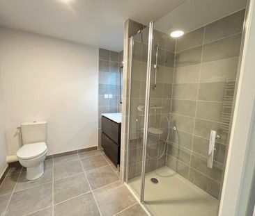 location Appartement T2 DE 47.43m² À BORDEAUX - Photo 2