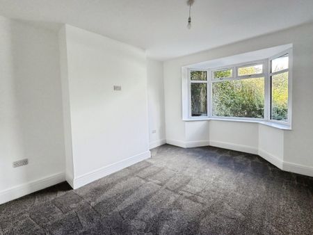 Whitehall Road, Cleckheaton, BD19 - Photo 2