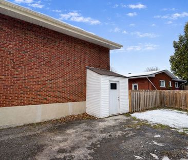 For Lease - 2206 Navaho Drive Unit# B, Belair Park - Copeland Park ... - Photo 1