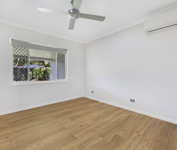 58 Deakin Avenue, Southport QLD 4215 - House For Rent | Domain - Photo 3