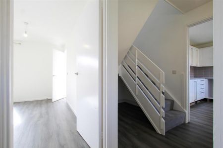 4 bedroom terraced house to rent - Photo 5