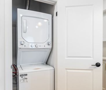 For Lease - 115 Catharine Street Unit# 1, Hamilton, Ontario - Photo 2