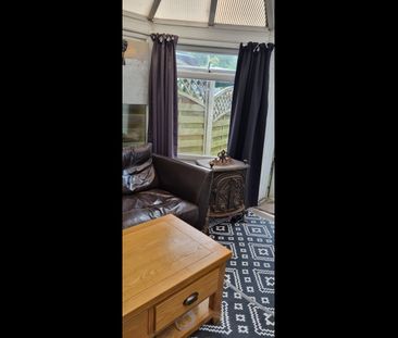 Room in a Shared House, Birmingham, B13 - Photo 1