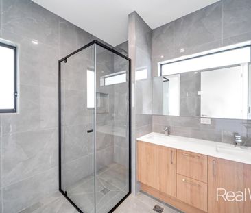 Brand New Family Home in The Crossing - Spring Mountain - Photo 2