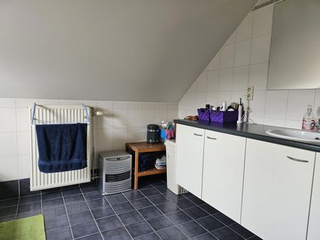 Duplex met 3 slaapkamers, ruim terras en garage - Foto 4