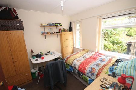 4 bedroom private hall to rent - Photo 5