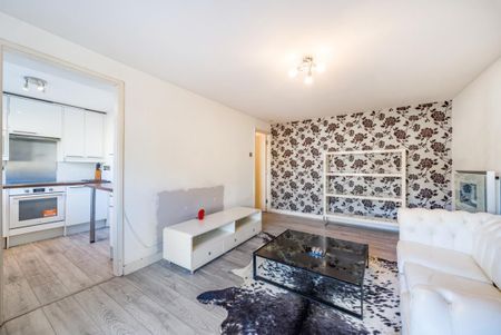 Stevenson Crescent, Surrey Quays SE16 - Photo 5