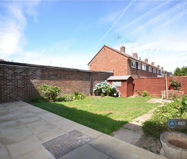 3 bedroom end of terrace house to rent - Photo 6