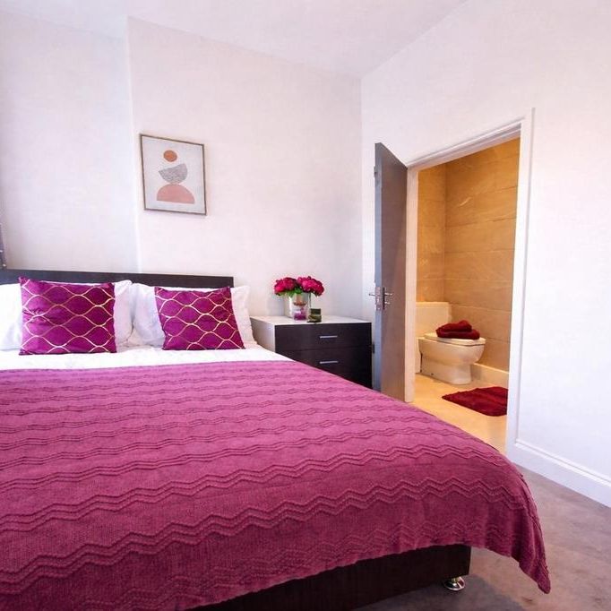 1 bedroom in a house share to rent - Photo 1
