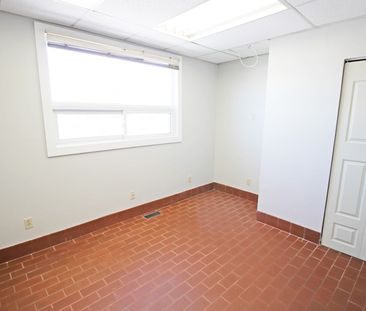 424 Dunlop Street West - Unit 2, Barrie, CA ON L4N 1C2 - Photo 3