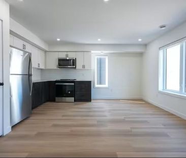 327 Thompson Road apartment — London, ON (2-Bedroom) - 2 Bedroom - Photo 3