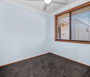 CHARMING HOME IN POMMIE HILL! - Photo 4