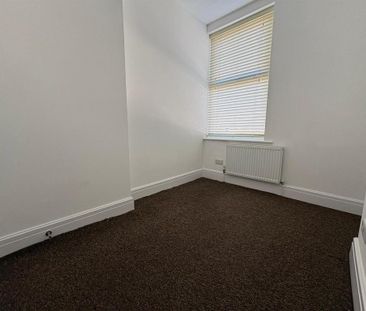 4 bedroom house to rent - Photo 3