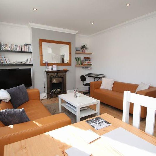 3 bedroom apartment to rent - Photo 1