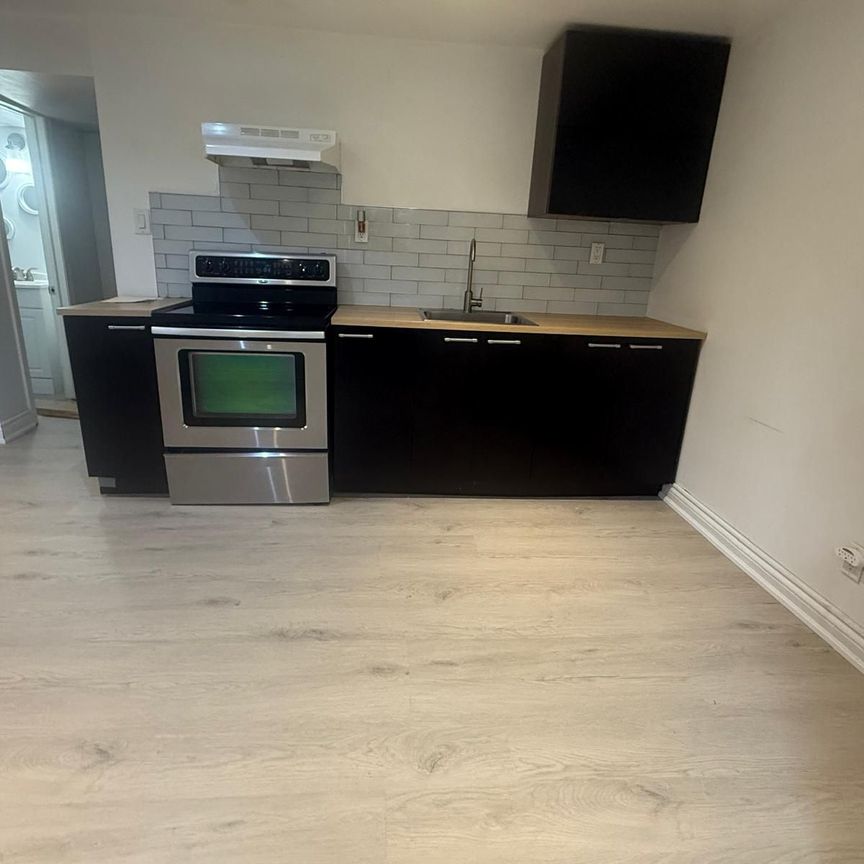 For Lease - 688 Tennyson Avenue, Oshawa, Ontario - Photo 1