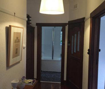 St Kilda West - Photo 5