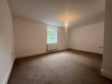 1 Bed Maisonette, Knowle Road, BS4 - Photo 4