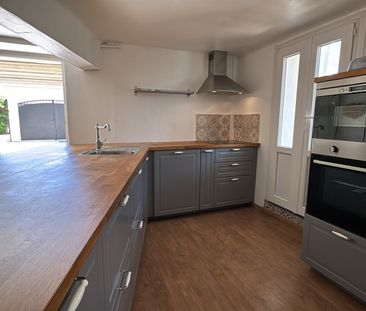 Location Appartement 2 pièces 56m² AUBAGNE 13400 - Photo 6