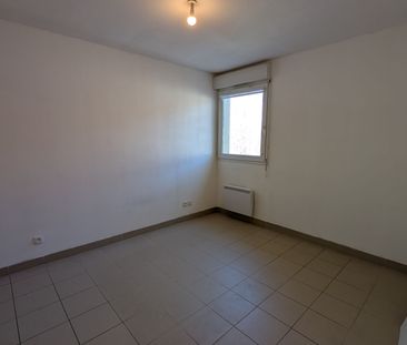 Location Appartement 2 pièces 43m² - Photo 5