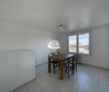 Location Maison 2 pièces 37m² VITRY SUR SEINE 94400 - Photo 1