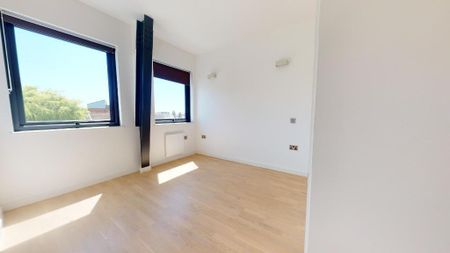 1 bedroom flat to rent - Photo 2