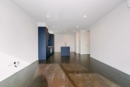 3 Bed, 2 Bath - Photo 2