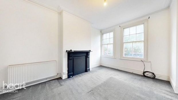 4 bedroom flat to rent - Photo 1