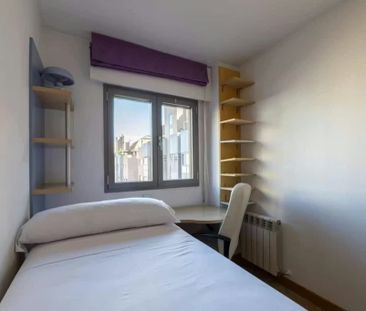 Calle de Pascual Rodríguez, Madrid, Community of Madrid 28011 - Photo 3