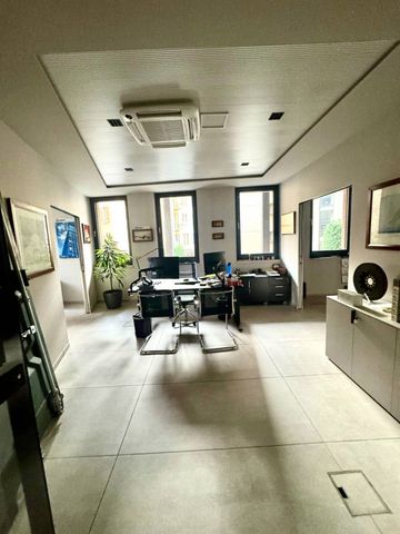 Studio/Ufficio in Affitto a Lugano - Photo 2