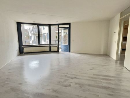 Te huur: Appartement Van Ollefenstraat 54 in Amsterdam - Photo 2