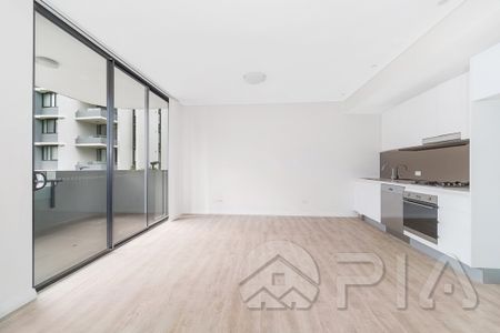 B306/99-101 Dalmeny Avenue Rosebery - Photo 2