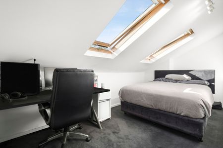 5/1 Ruskin Street, Elwood VIC 3184 - Apartment For Rent | Domain - Photo 4