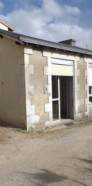 STUDIO ENTRE CAMPUS ET CENTRE VILLE - Photo 1