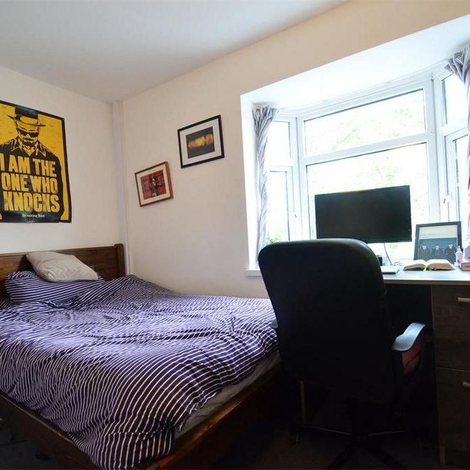 4 bedroom terraced house to rent - Photo 1