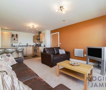 2 bedroom flat to rent - Photo 1