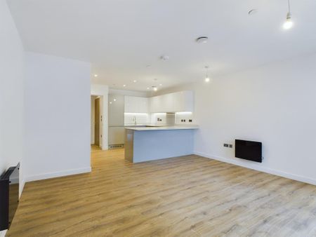 2 bedroom flat to rent - Photo 2